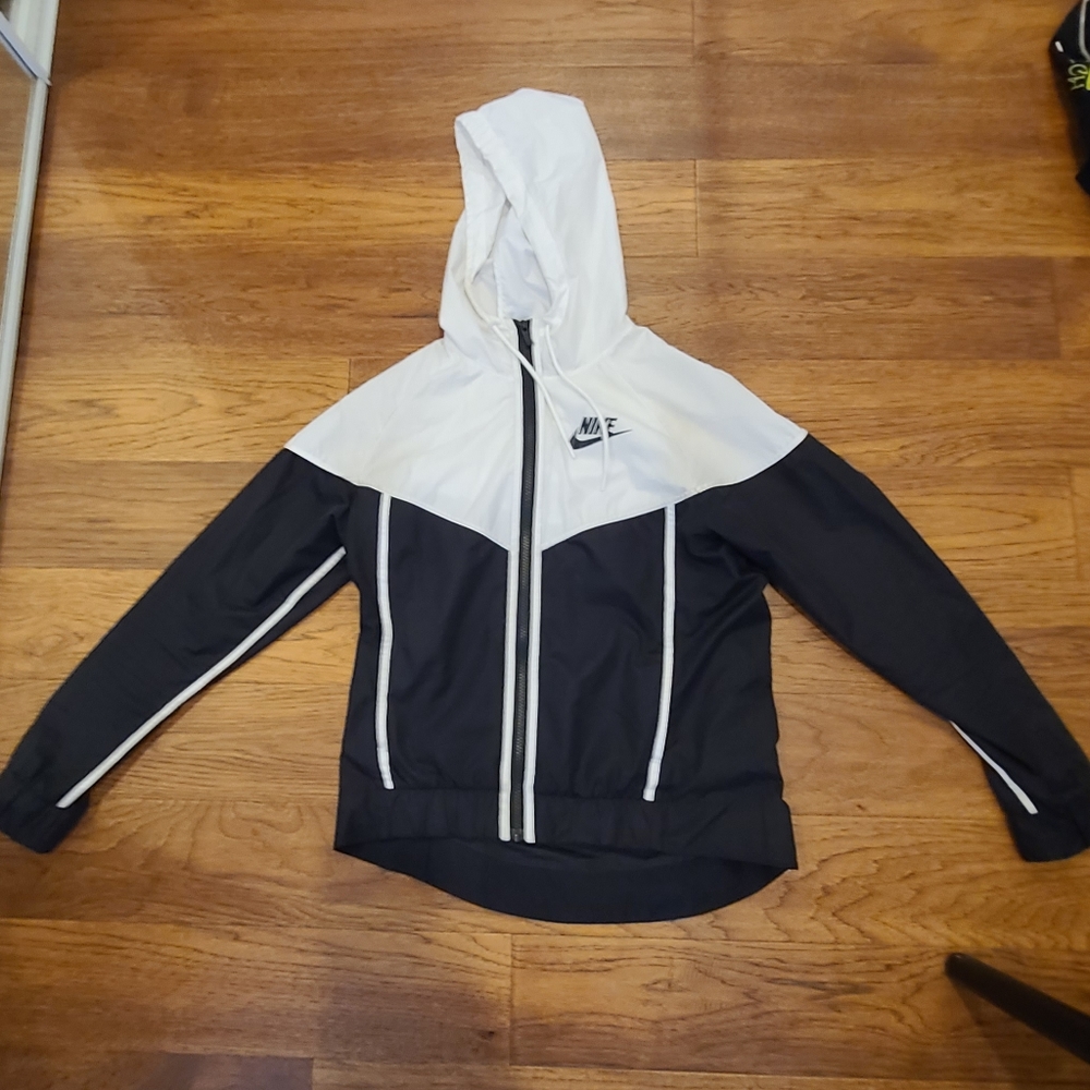 Nike windbreaker